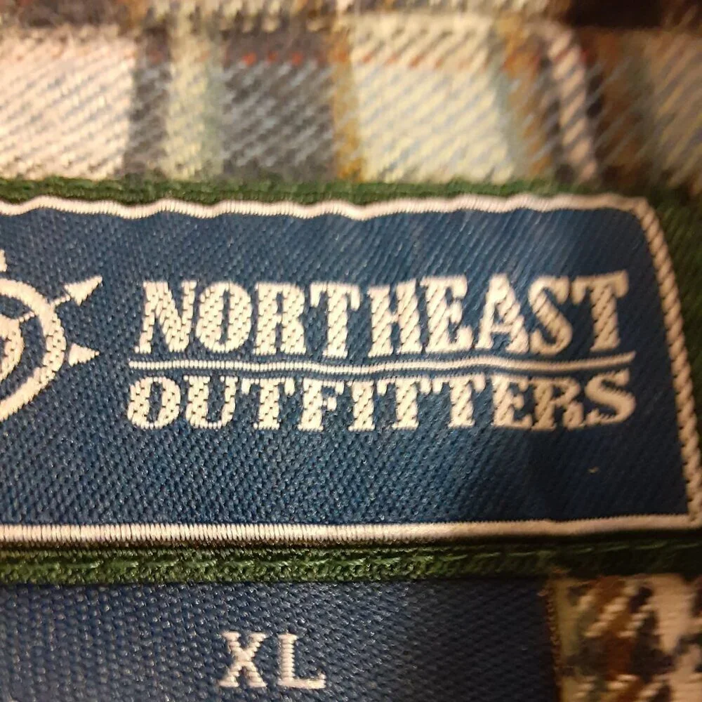 Northeast Outfitters (XL) Men's Blue Plaid Long Sleeve Flannel Shirt w/2 pockets - Picture 2 of 4